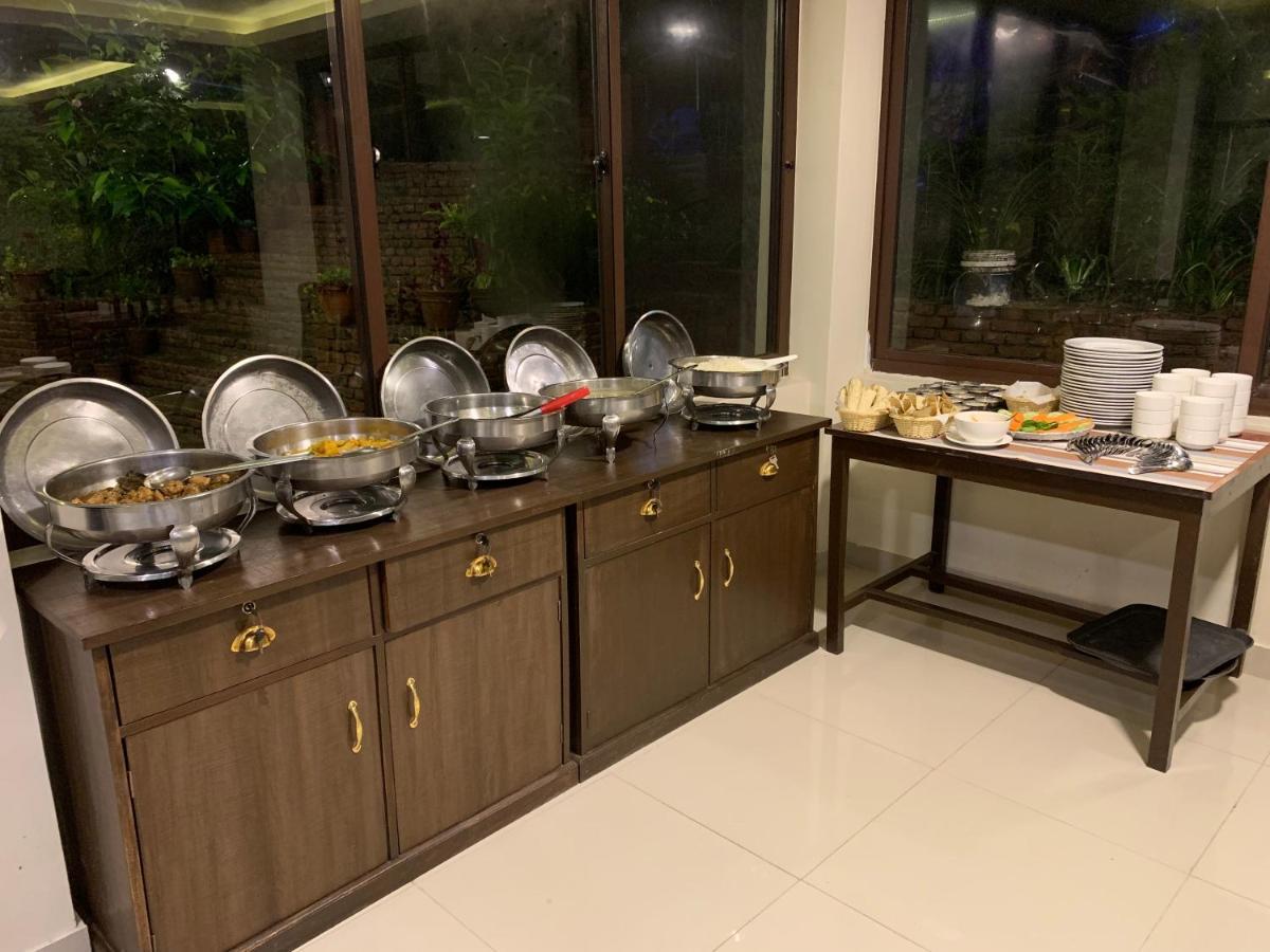 Hotel Sakura Durbar Nagarkot Dış mekan fotoğraf